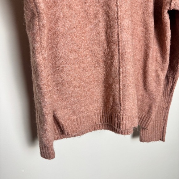 Legendary Outfitters Women Rose Pink Drop Shoulder Exposed Seam Knit Sweater L - Picture 4 of 7